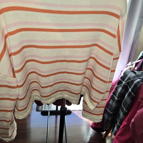 Pink Lily Striped Collared Cropped Sweater - Picture 4 of 6